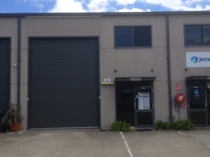 Unit 4/15-17 Ace Crescent, Tuggerah NSW 2259