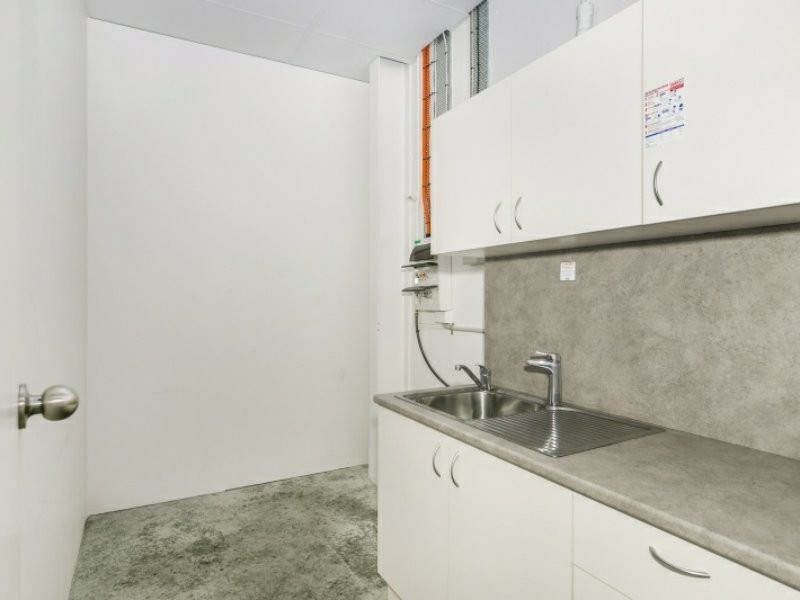 Shop 16/30 Karalta Road, Erina NSW 2250