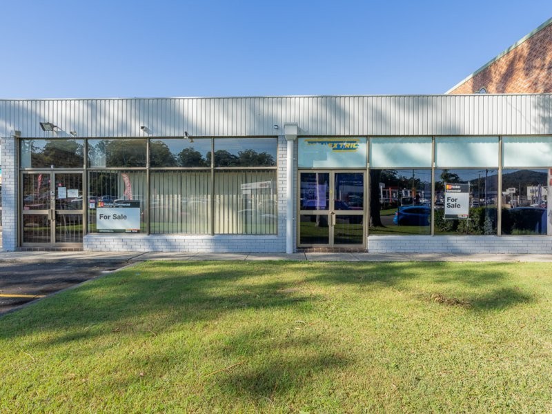 3 & 4/4 Brooks Avenue, Wyoming NSW 2250