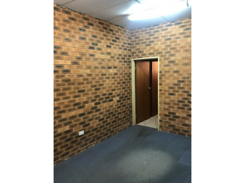 3 & 4/4 Brooks Avenue, Wyoming NSW 2250