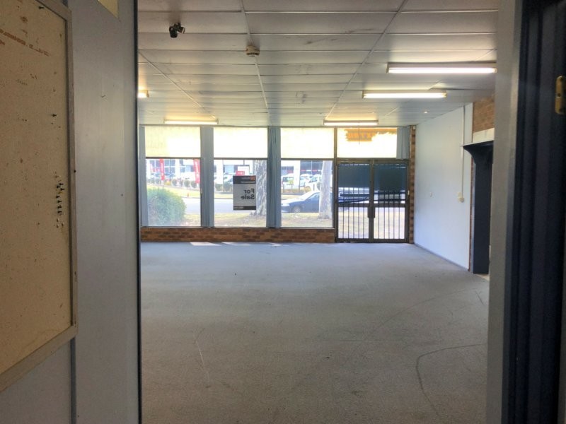 3 & 4/4 Brooks Avenue, Wyoming NSW 2250