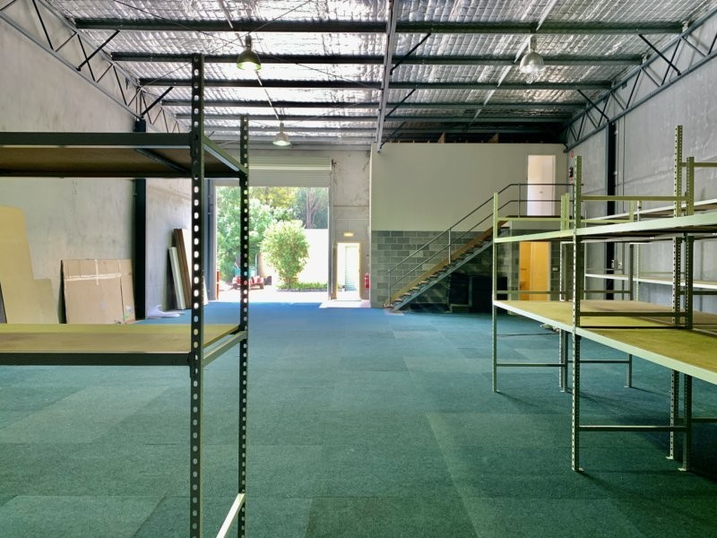 1/8a Craftsman Avenue, Berkeley Vale NSW 2261