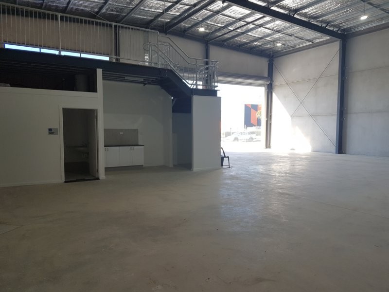 10 Naples Place, Wyong NSW 2259