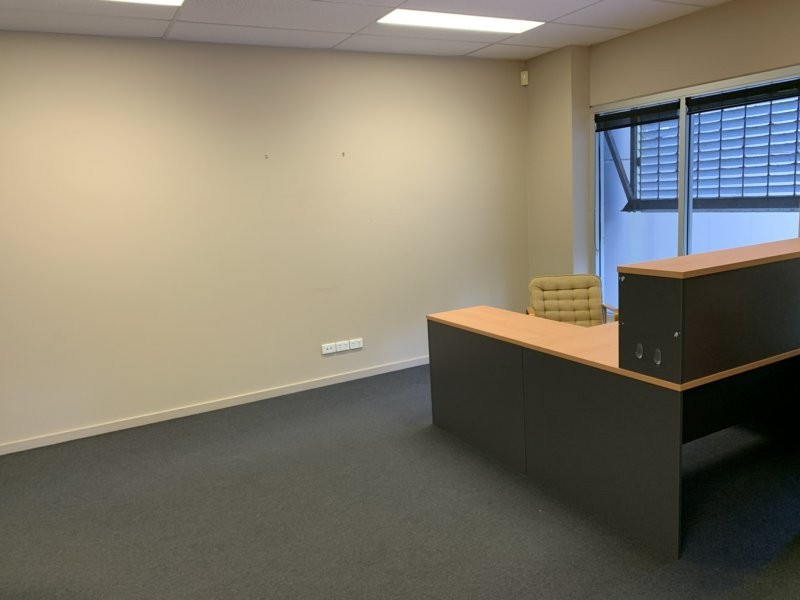 16b Pioneer Avenue, Tuggerah NSW 2259