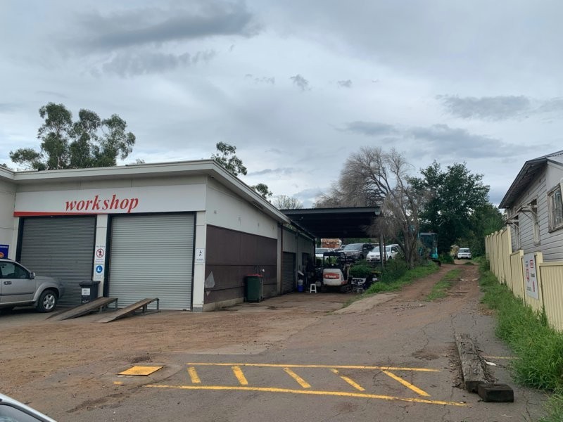 234-236 Kelly Street (New England Highway), Scone NSW 2337