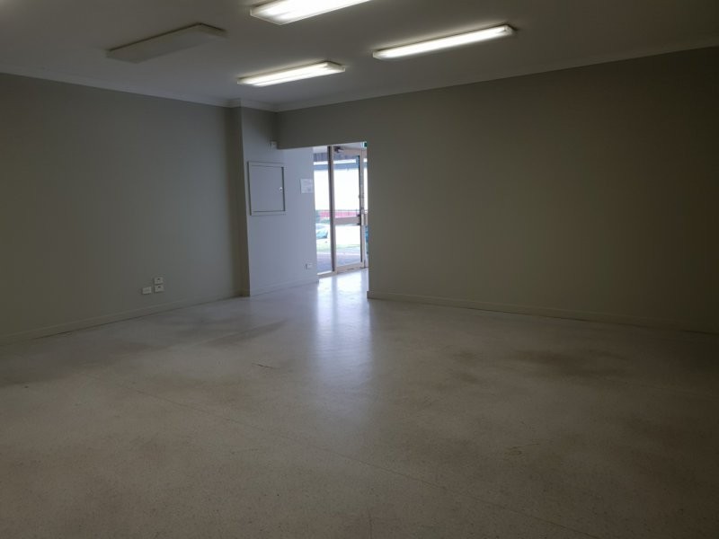 Unit 2/10 Stockyard Place, West Gosford NSW 2250