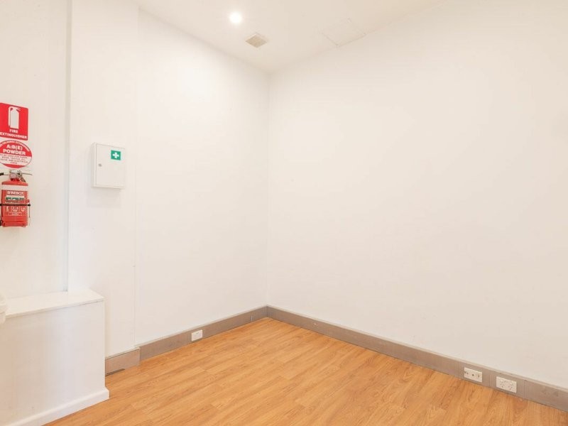 Shop 8/29 George Street, Woy Woy NSW 2256