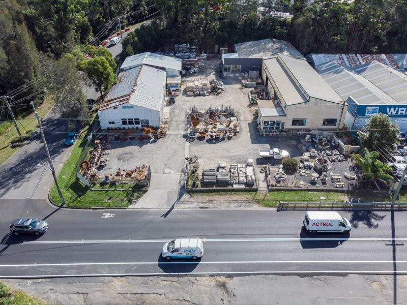 323 Manns Road, West Gosford NSW 2250