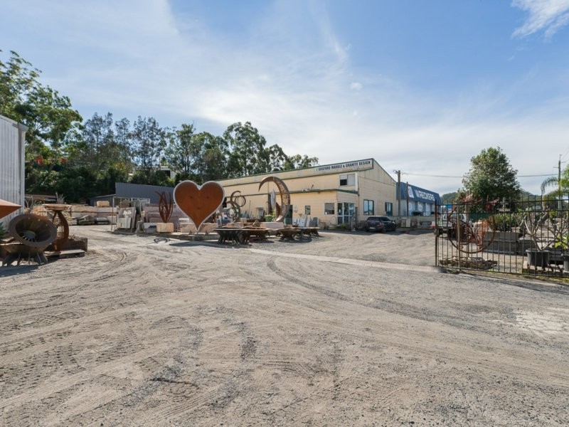 323 Manns Road, West Gosford NSW 2250