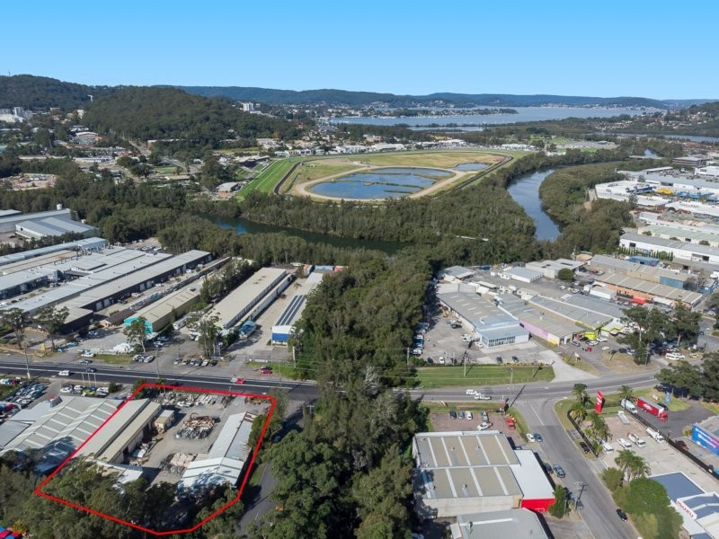 323 Manns Road, West Gosford NSW 2250