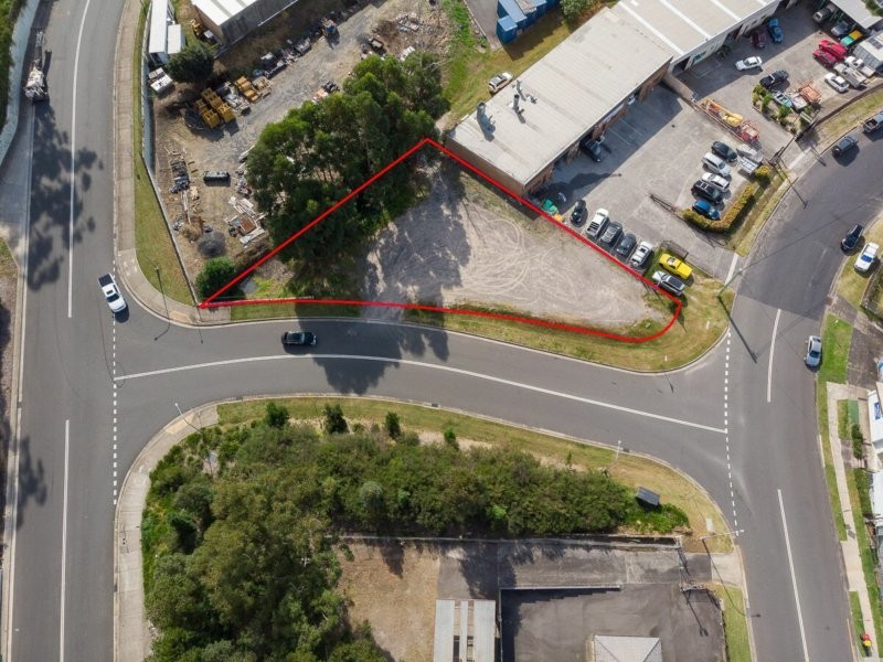 4 Dyer Crescent, West Gosford NSW 2250