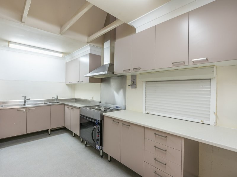 90 Maidens Brush Road, Wyoming NSW 2250