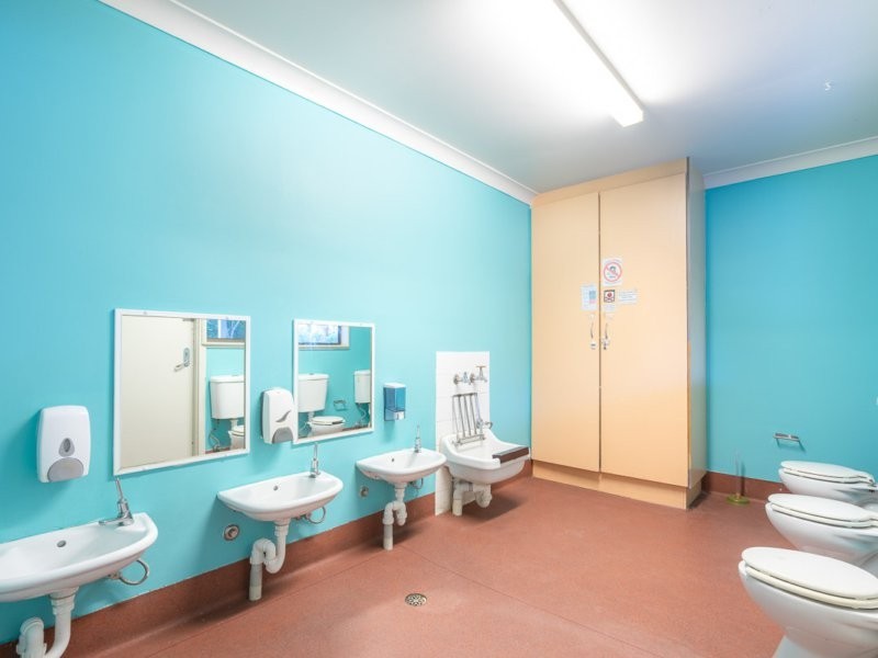 90 Maidens Brush Road, Wyoming NSW 2250