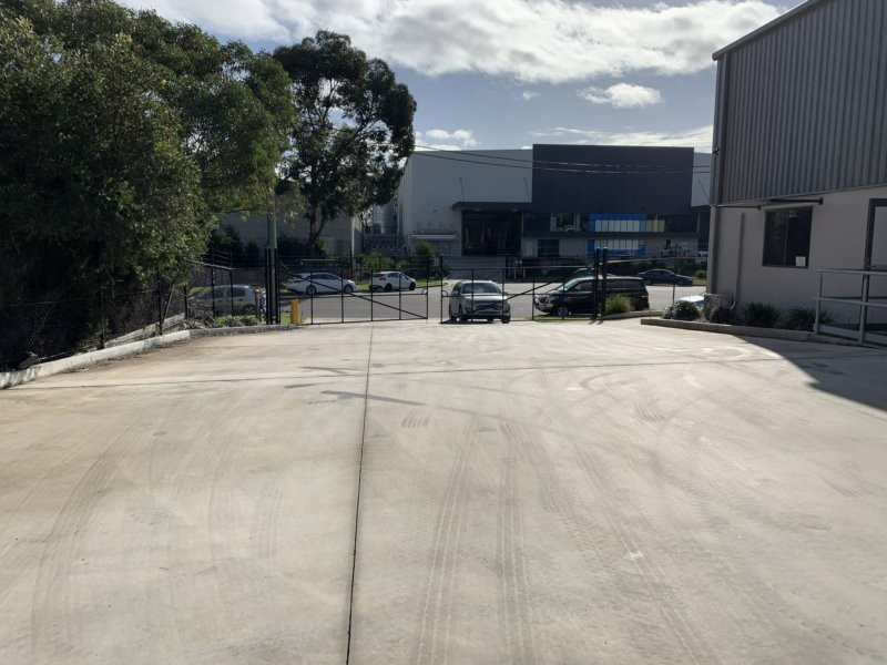 6 Joule Place, Tuggerah NSW 2259