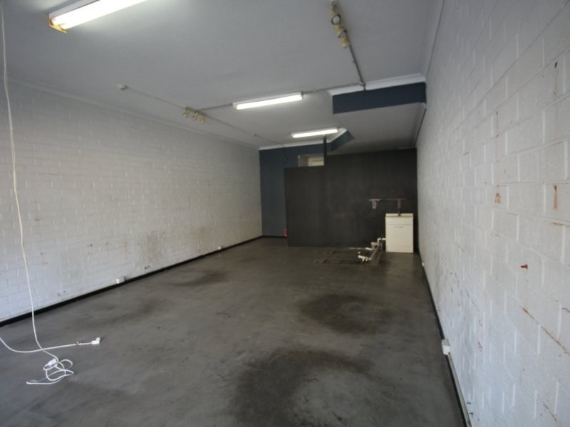 Shop 2/197 The Round Drive, Avoca Beach NSW 2251