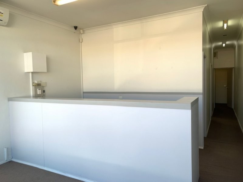 16 Adelaide Street, East Gosford NSW 2250