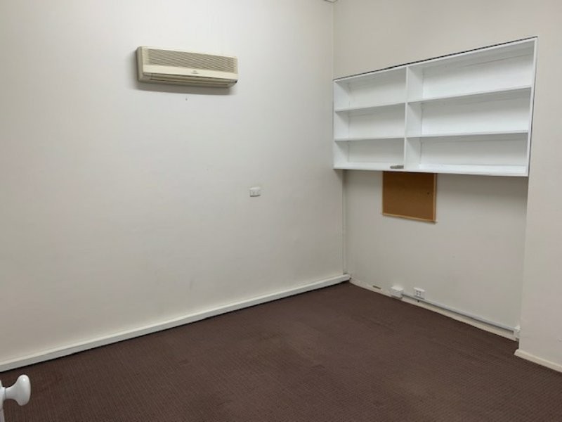 16 Adelaide Street, East Gosford NSW 2250