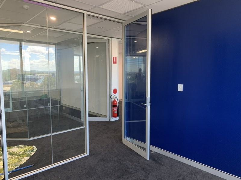 Various Suites/1 Bryant Drive, Tuggerah NSW 2259