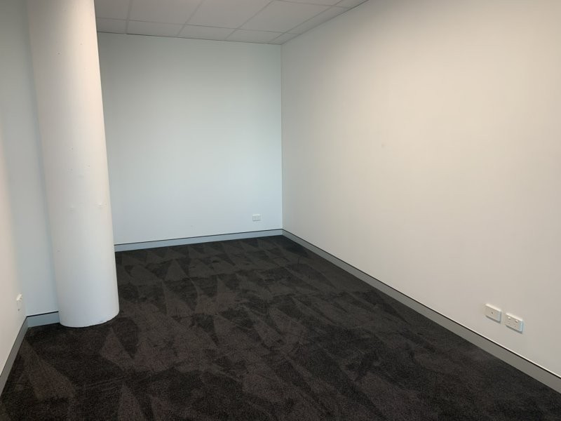 Various Suites/1 Bryant Drive, Tuggerah NSW 2259