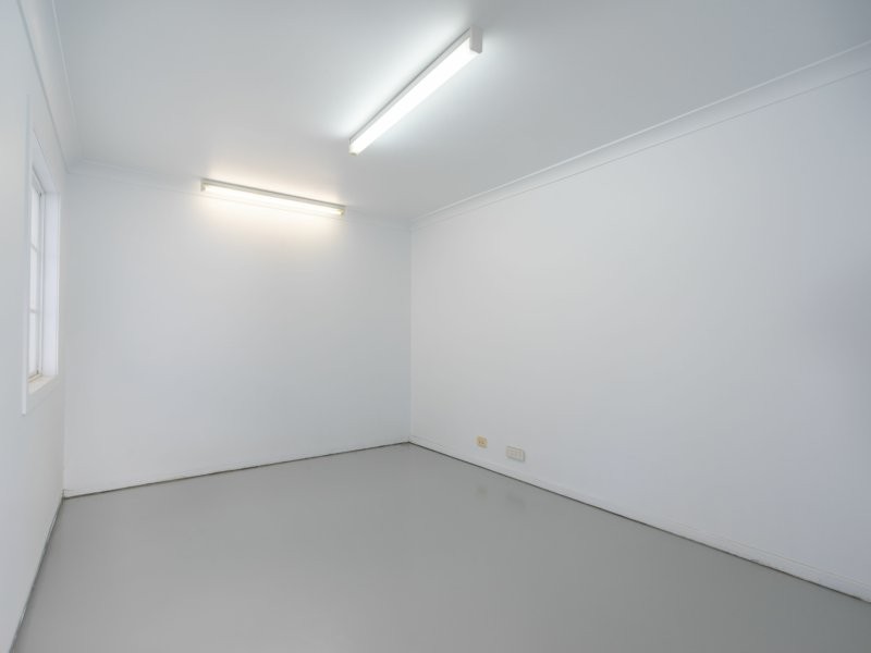 17 Alma Avenue, Woy Woy NSW 2256