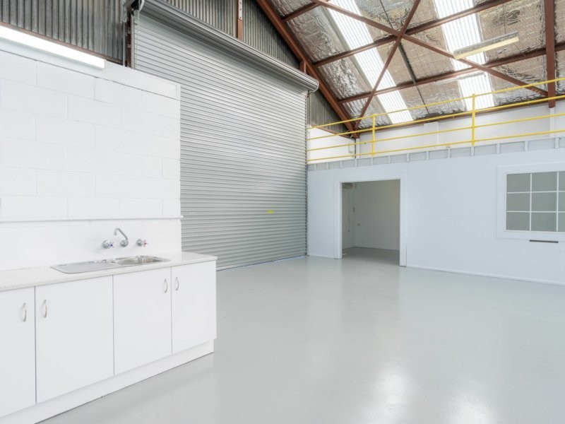 17 Alma Avenue, Woy Woy NSW 2256