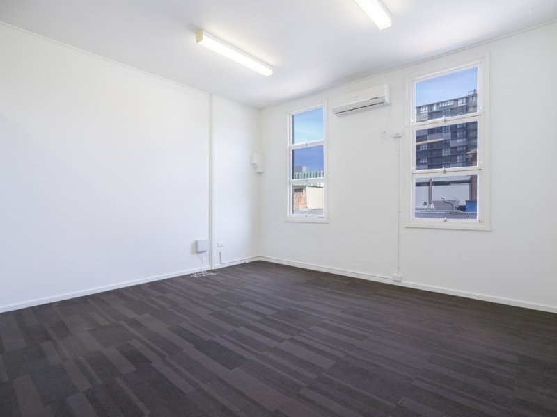 Suite 14 First Floor/201 Mann Street, Gosford NSW 2250