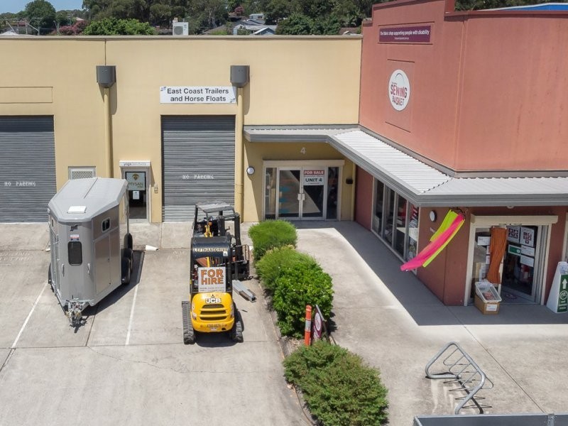 Unit 4/11-13 Cochrone Street, Kincumber NSW 2251
