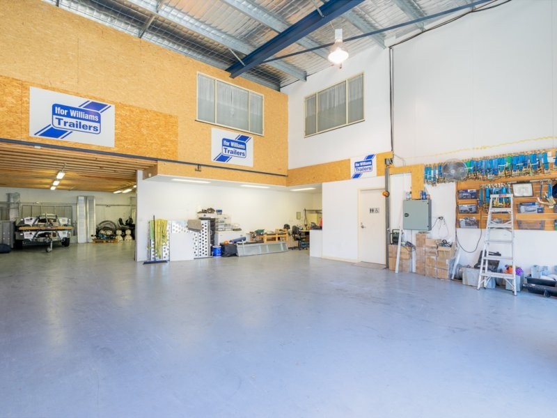 Unit 4/11-13 Cochrone Street, Kincumber NSW 2251