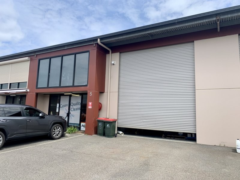 Unit 5/9-11 Willow Tree Road, Wyong NSW 2259