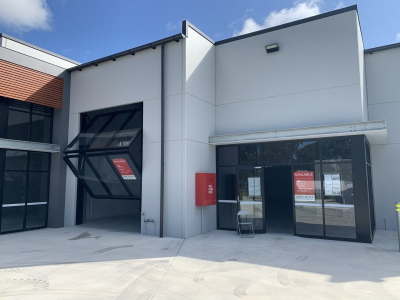 Unit 2/1 Dulmison Avenue, Wyong NSW 2259
