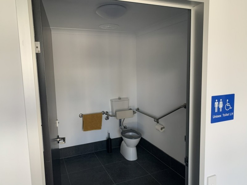 Unit 2/1 Dulmison Avenue, Wyong NSW 2259