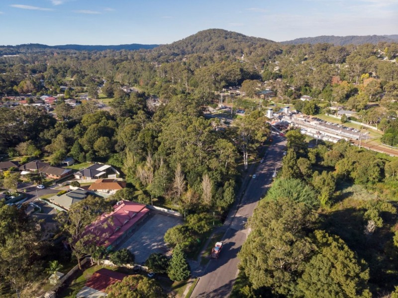 16 Deane Street, Narara NSW 2250