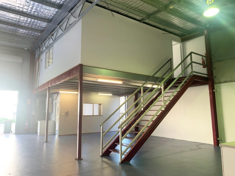 Unit 1/2 Joule Place, Tuggerah NSW 2259