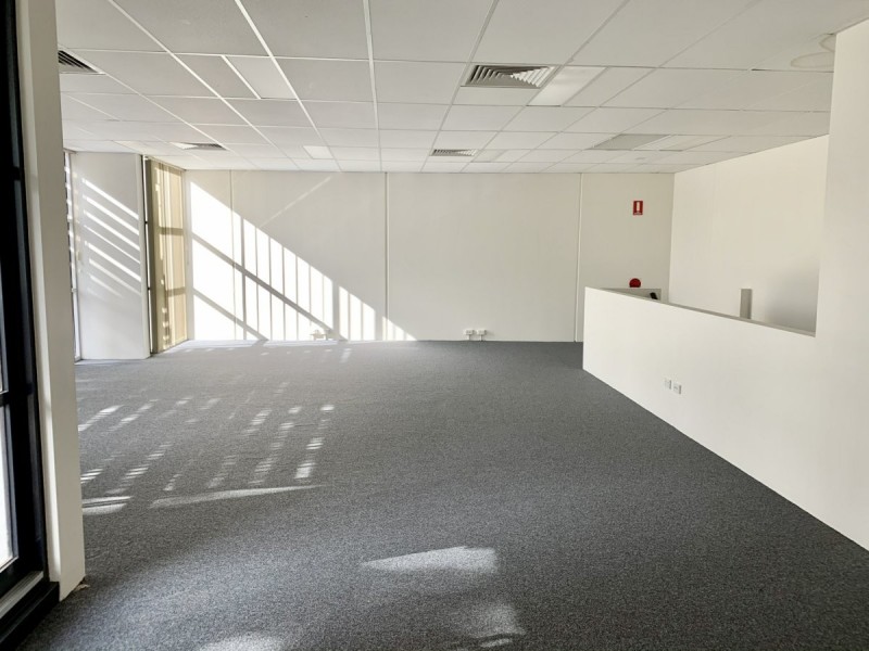Unit 8/19 Reliance Drive, Tuggerah NSW 2259