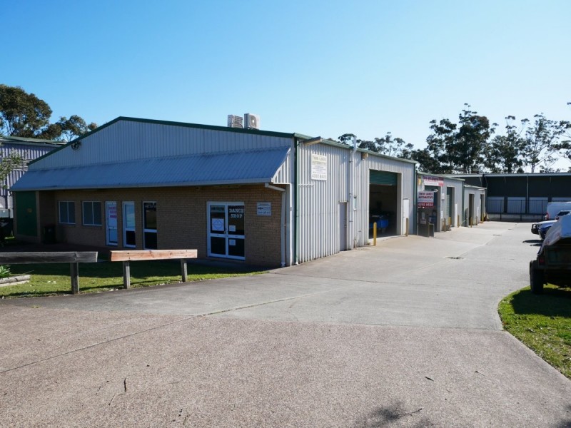 Unit 1 & 2/28 Arizona Road, Charmhaven NSW 2263
