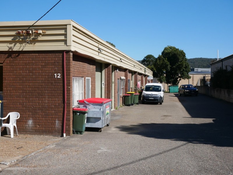 Unit 2/12 Grieve Road, West Gosford NSW 2250