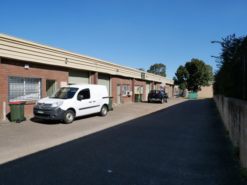 Unit 2/12 Grieve Road, West Gosford NSW 2250