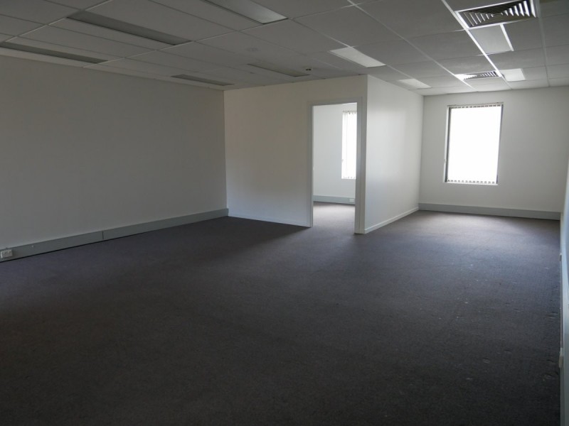 Suite 2, Level 2/120 Erina Street, Gosford NSW 2250