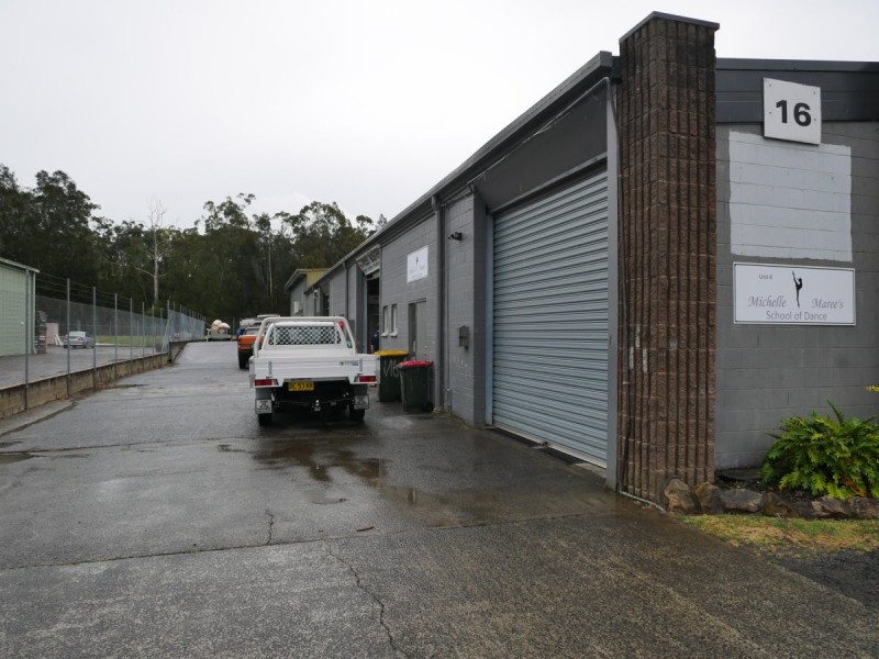 Unit 3/16 Bonnal Road, Erina NSW 2250