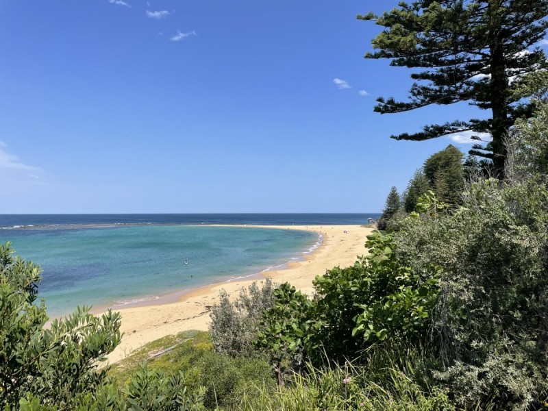 141-143 Bay Road, Toowoon Bay NSW 2261