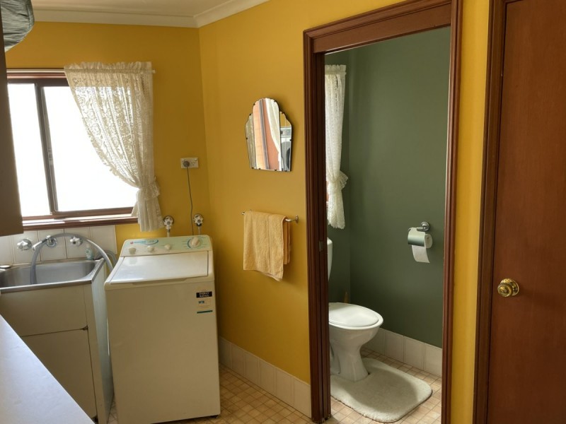 141-143 Bay Road, Toowoon Bay NSW 2261