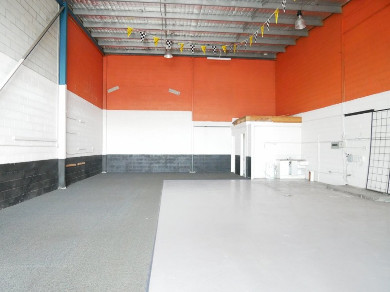 Unit 9/4 Merinee Road, West Gosford NSW 2250