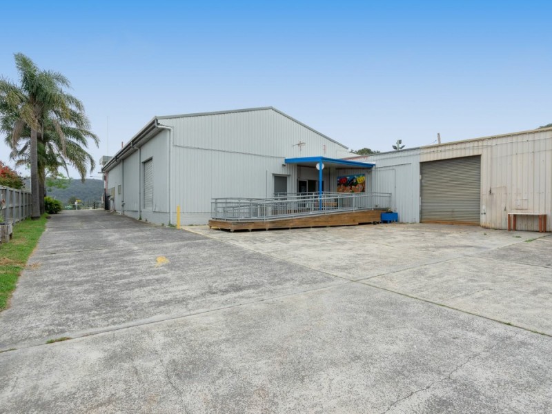 16 Dyer Crescent, West Gosford NSW 2250