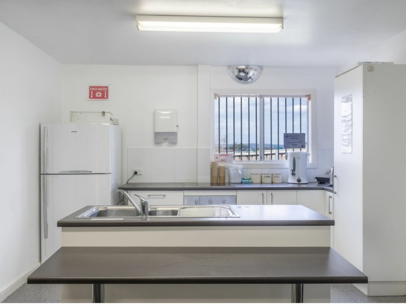 16 Dyer Crescent, West Gosford NSW 2250