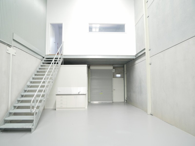 Unit 8/10 Sailfind Place, Somersby NSW 2250