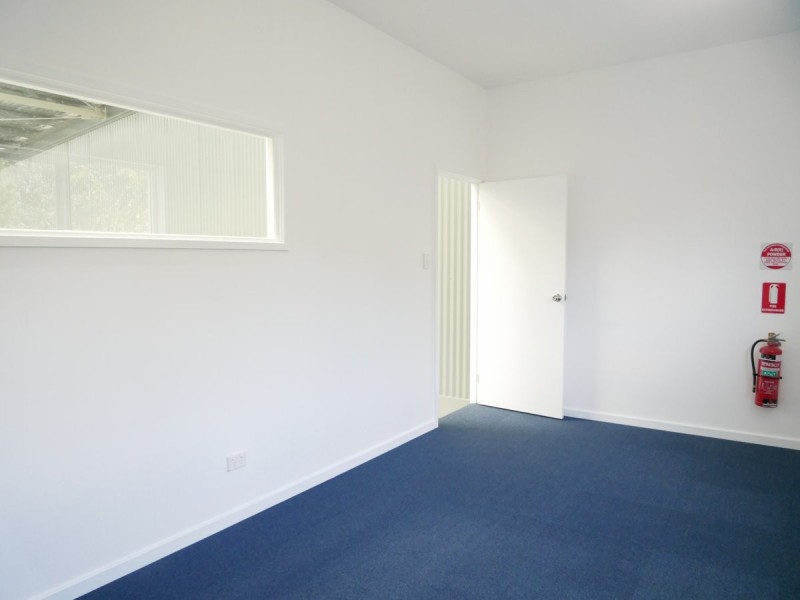 Unit 8/10 Sailfind Place, Somersby NSW 2250