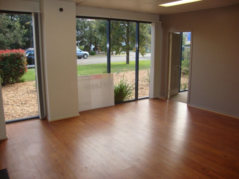 Unit 1/10 Pioneer Avenue, Tuggerah NSW 2259