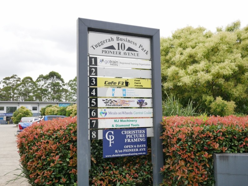 Unit 1/10 Pioneer Avenue, Tuggerah NSW 2259