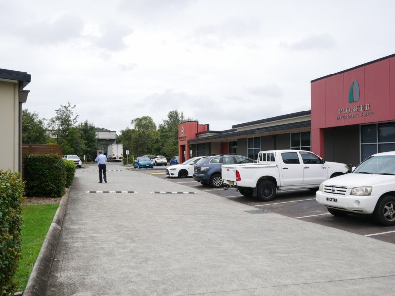Unit 4/1 Pioneer Avenue, Tuggerah NSW 2259