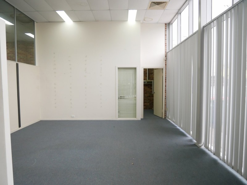 Unit 4/15-17 Anzac Road, Tuggerah NSW 2259